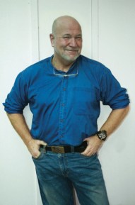 randy-wayne-white-home-bio-pic