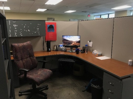 EDP-intern-desk